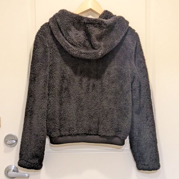 EUC Only M Anna Contact Sherpa Jacket in Black - Picture 3 of 4